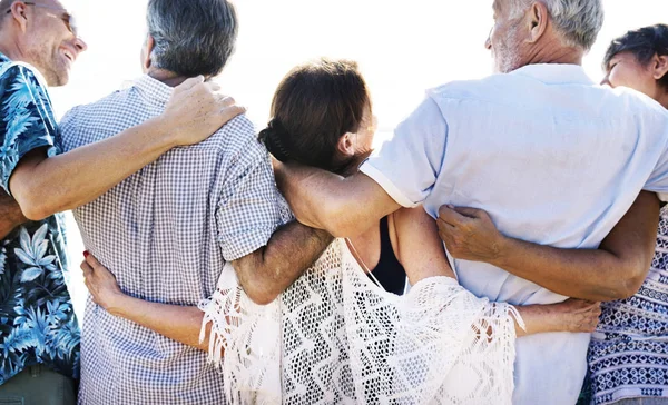 Group Seniors Beach — Stock Photo, Image