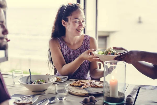 Friends Having Dinner Restaurant — Stock Photo, Image