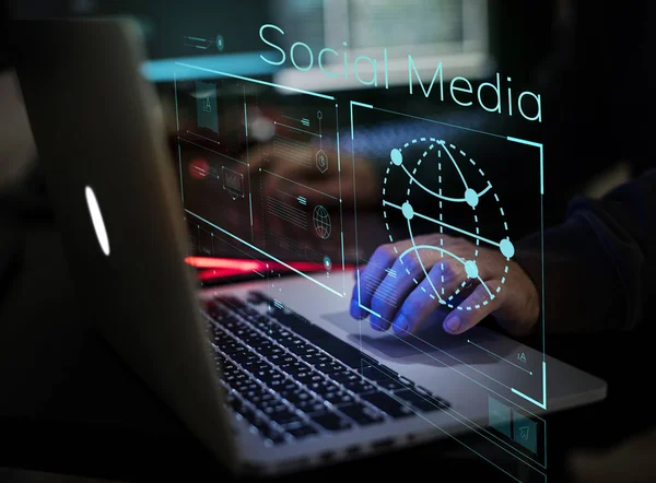 Teilansicht Der Hand Auf Laptop Touchpad Neon Text Social Media — Stockfoto