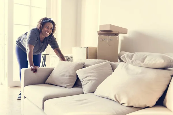 Pareja Mudándose Nueva Casa — Foto de Stock