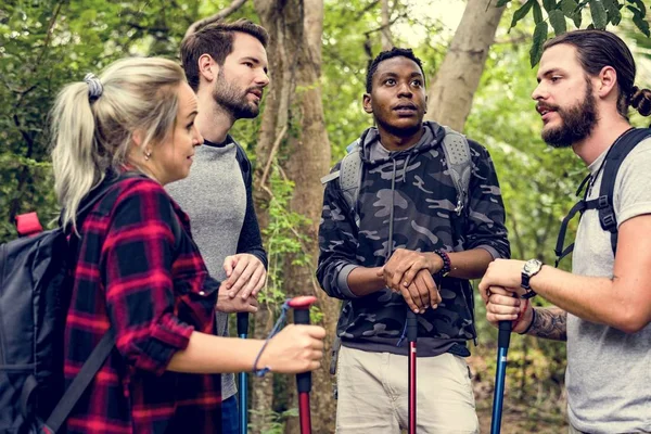 Friends Trekking Forest — Stock Photo, Image