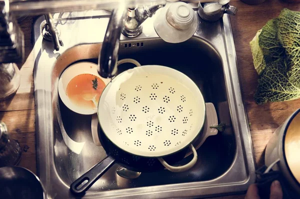 Крупный План Грязной Посуды Раковине — стоковое фото