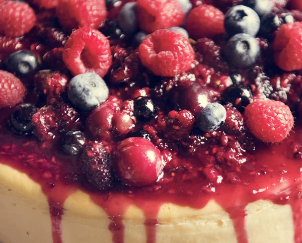 Frische Beeren Käsekuchen Lebensmittel Fotografie Rezeptidee — Stockfoto