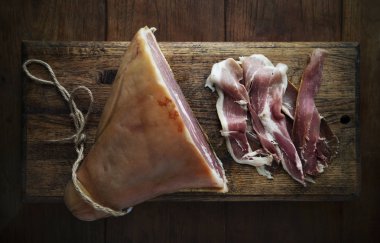 Kuru tedavi ham ahşap masa