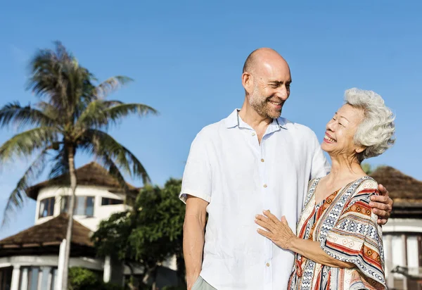 Madura Madre Hijo Playa — Foto de Stock