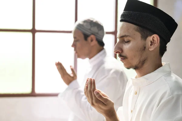 Uomini Musulmani Che Fanno Dua Allah — Foto Stock