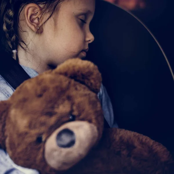 Niña Durmiendo Coche —  Fotos de Stock