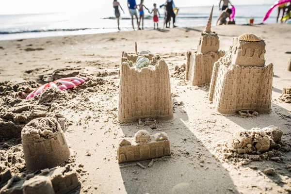 Gyerekek Játszanak Strandon — Stock Fotó