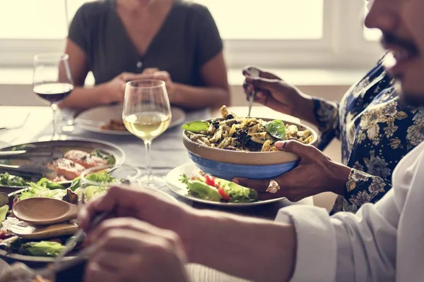 Friends Gathering Having Italian Food Together — Stock Photo, Image