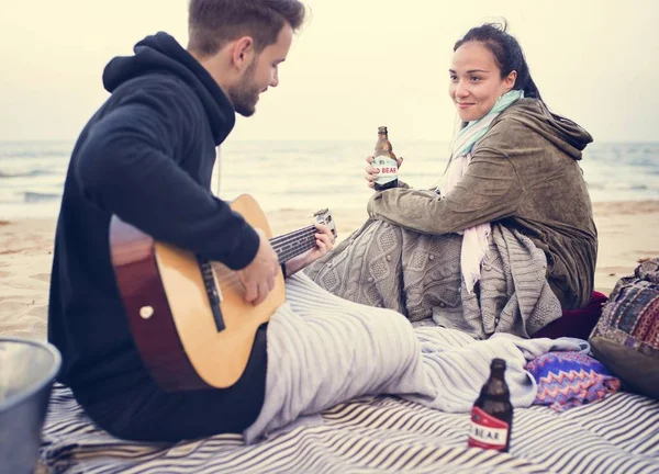 Par Har Romantisk Dag Stranden — Stockfoto