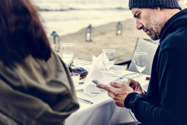 Seniorzy Obiad Party Plaży — Zdjęcie stockowe