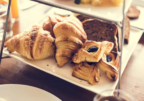 Hausgemachtes Gebäck Beim Hotelfrühstück — Stockfoto