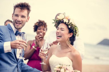 Beach düğün mutlu yeni evliler