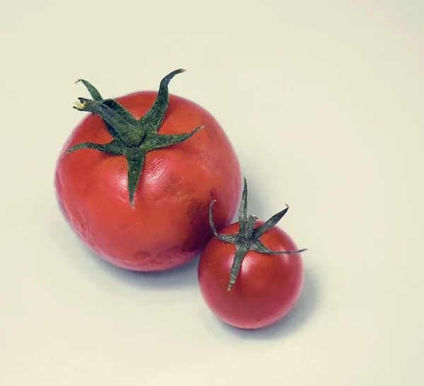 天然西红柿背景隔离 — 图库照片