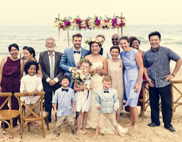 Genç Kafkas çiftin düğün günü