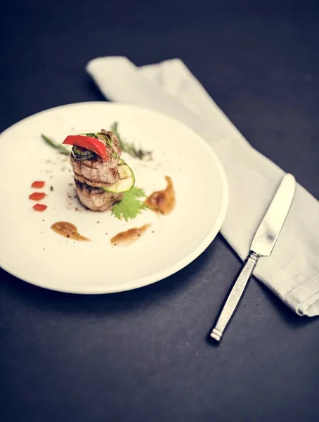 Food Styling Steak White Plate — Stock Photo, Image