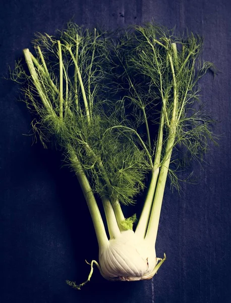 Bovenaanzicht Van Rijpe Groene Venkel Zwarte Ondergrond — Stockfoto