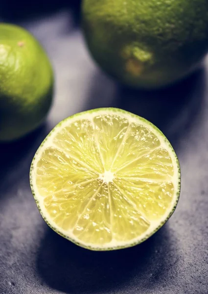 Fresh Cut Limes Macro Shot — Stock Photo, Image