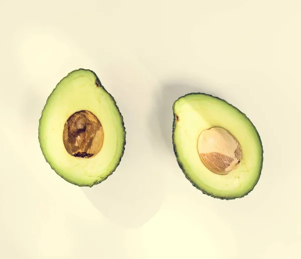 Vers Gesneden Avocado Fruit — Stockfoto