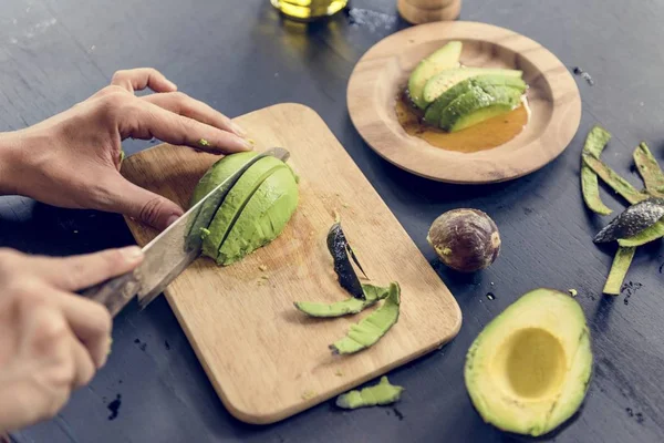 Closeup Fresh Avocado Wooden Cut Board — Stock Photo, Image