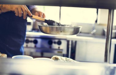 Yemek yemek restoranda şef