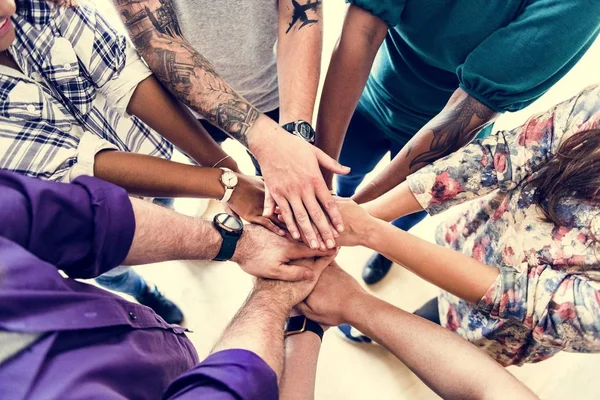 Grupo Personas Diversas Unieron — Foto de Stock