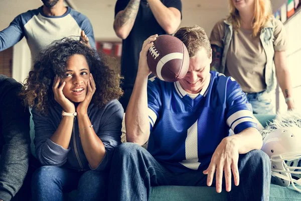 Vrienden Juichen Sport League Samen — Stockfoto