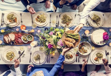 Düğün Resepsiyon Masa yemekte havadan görünümü