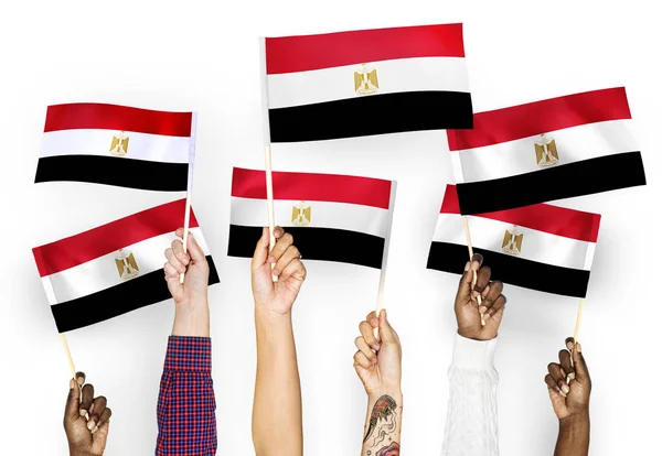 Manos Ondeando Las Banderas Egipto — Foto de Stock