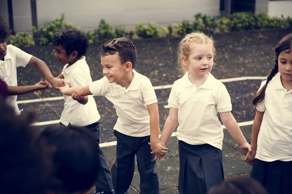 Gelukkige Jonge Geitjes Basisschool — Stockfoto