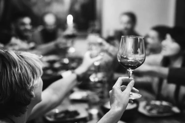 Close Glass Wine Toast — Stock Photo, Image