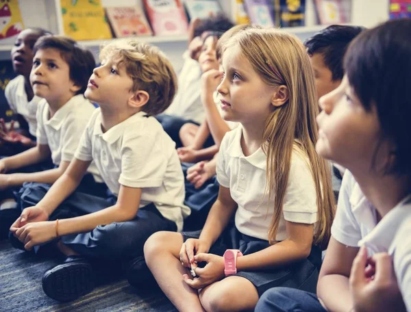 Crianças Felizes Escola Primária — Fotografia de Stock