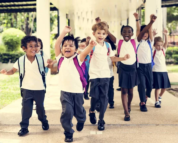 Crianças Felizes Escola Primária — Fotografia de Stock