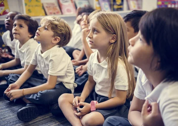 Crianças Felizes Escola Primária — Fotografia de Stock