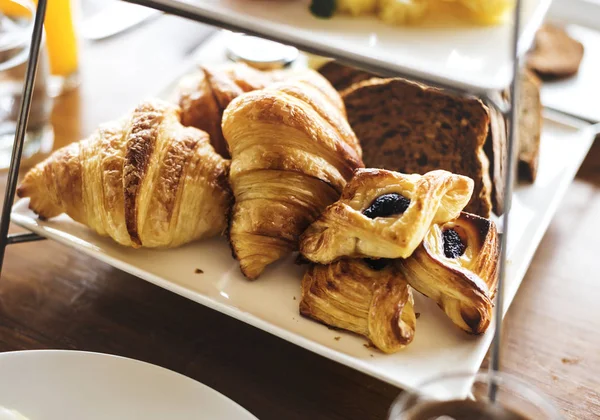 Hausgemachtes Gebäck Beim Hotelfrühstück — Stockfoto