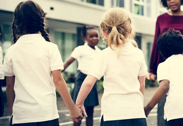 Gelukkige Jonge Geitjes Basisschool — Stockfoto