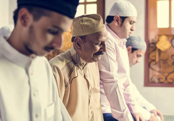 Doa Muslim Dalam Postur Tashahhud — Stok Foto