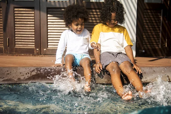 Kleine Brüder Haben Spaß Urlaub — Stockfoto