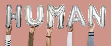 Balonlar kelime gösteren eller