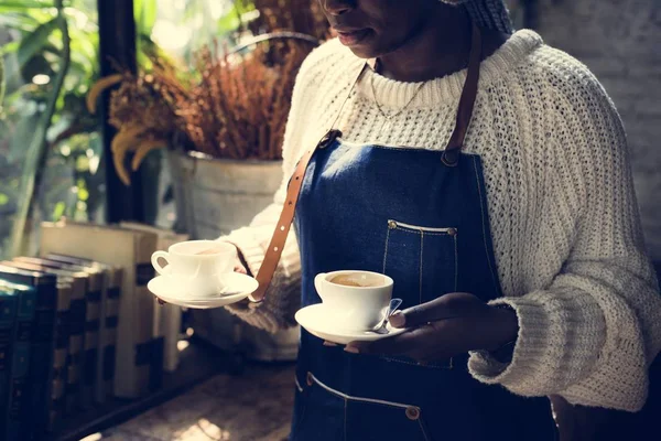 Barista Serving Coffee — Stock Photo, Image