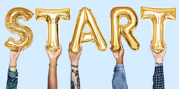 Başlangıç sözcük balonu holding eller