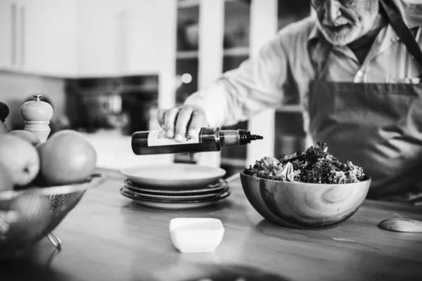 Senior Man Cooking Kitchen — Stock Photo, Image