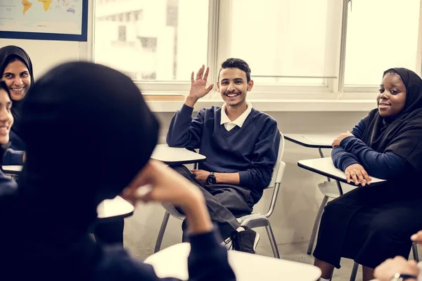 Divers Enfants Musulmans Qui Étudient Classe — Photo
