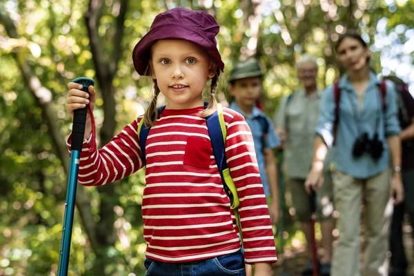 Familie Wandelen Het Bos — Stockfoto