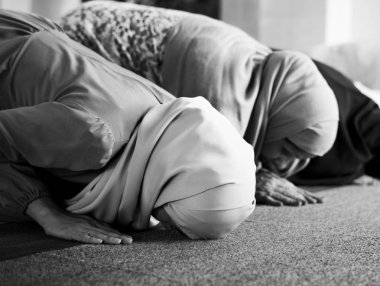 Sujud duruş dua Müslümanlar