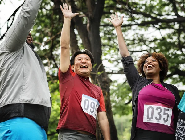 Equipo Personas Diversas Listo Para Una Carrera —  Fotos de Stock