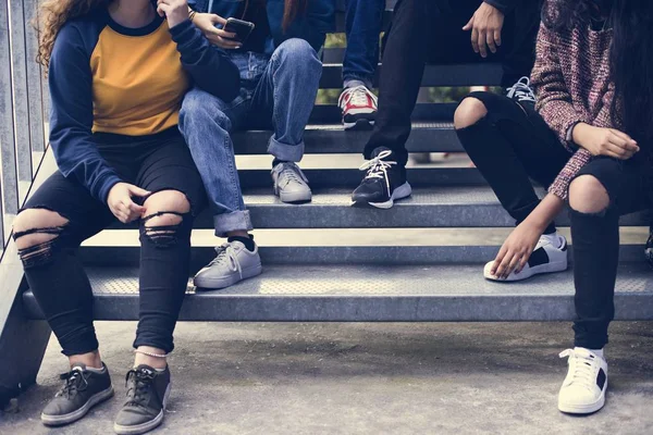 Grupo Amigos Escola Livre Estilo Vida Conceito Hangout Após Escola — Fotografia de Stock