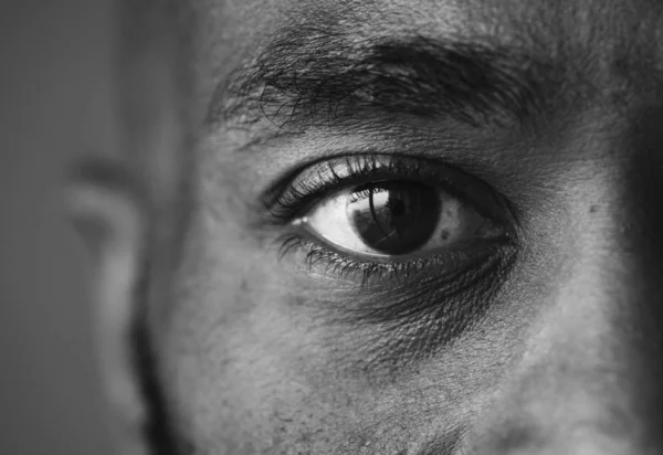 Bir Adamın Gözünü Closeup — Stok fotoğraf