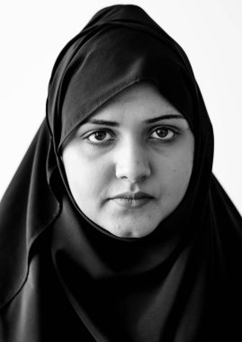 Müslüman bir kadının portresi