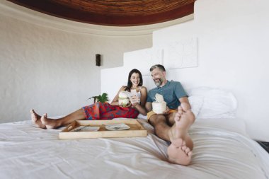 Çift yatağa rahatlatıcı